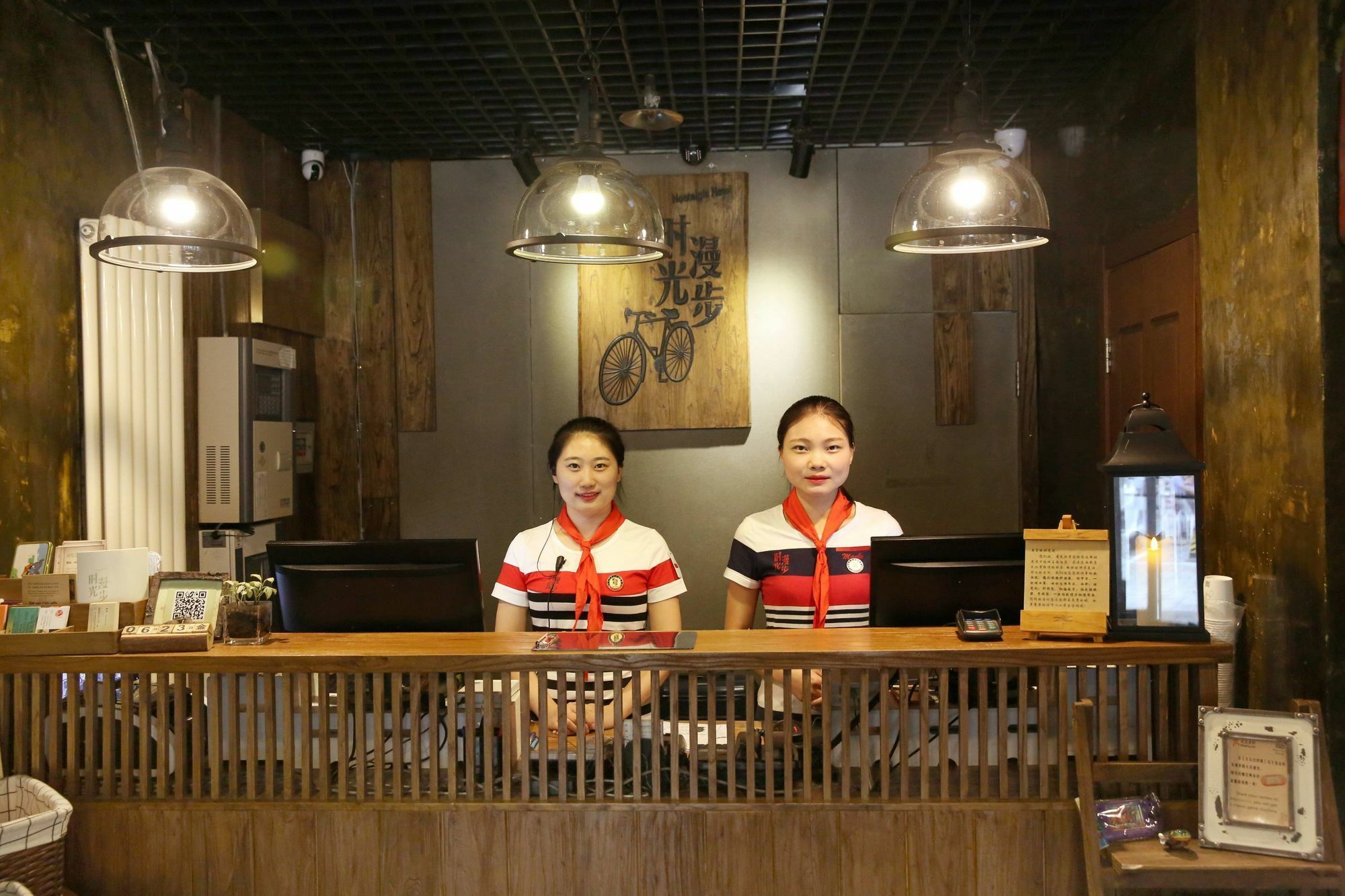 Nostalgia Hotel Beijing- Xidan Екстериор снимка